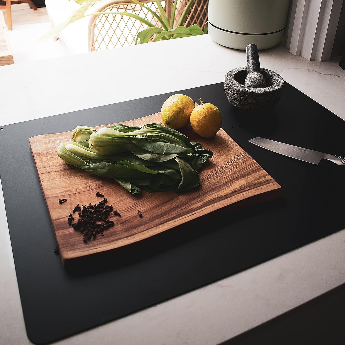 Mallowa 70×50 cm Thick Silicone Hob Cover – Heat-Resistant, Non-Slip Cooktop Protector