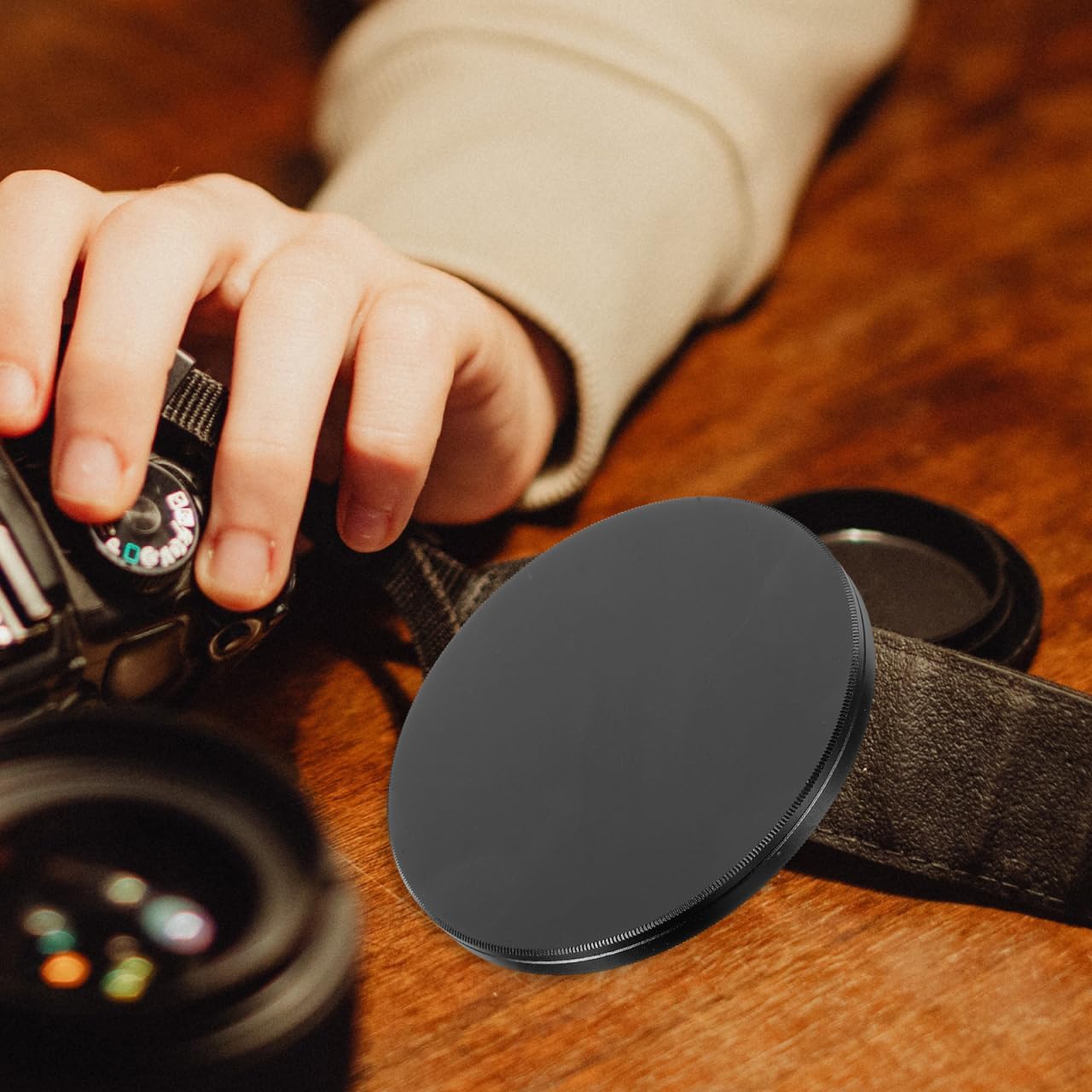 SOLUSTRE 77mm Camera Filter Protective Storage Case Lens Cover Box