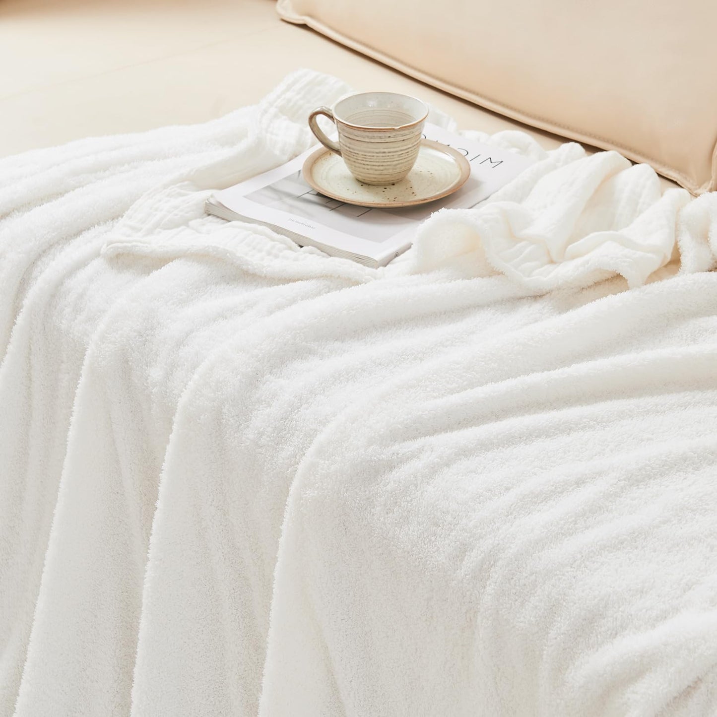 Knitted Throw Blanket Soft Lightweight Muslin Fleece Sofa Bed Cream